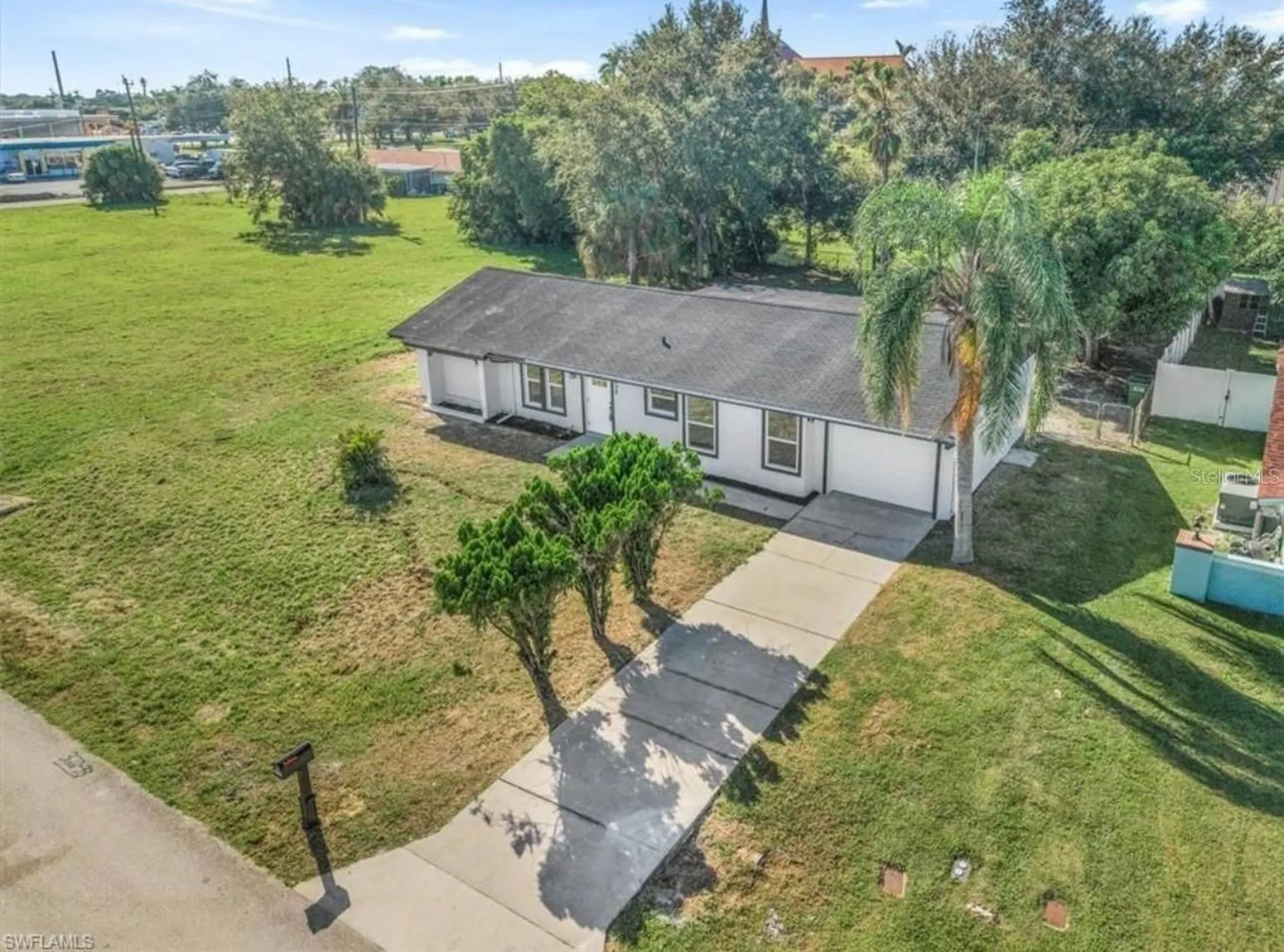 1436 SE 25th Terrace Cape Coral FL 33904