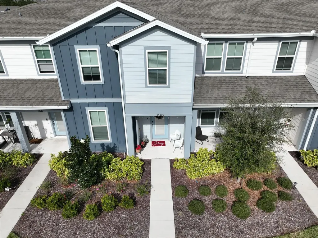 10923 Leafshore Loop Orlando FL 32829