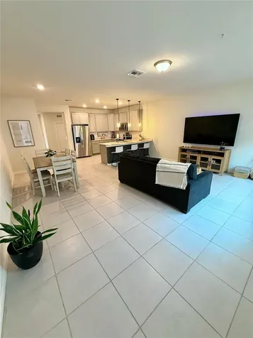 10923 Leafshore Loop Orlando FL 32829