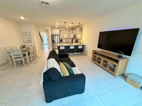 10923 Leafshore Loop Orlando FL 32829