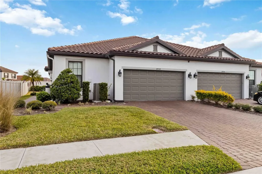 10934 Wendover Drive Palmetto FL 34221