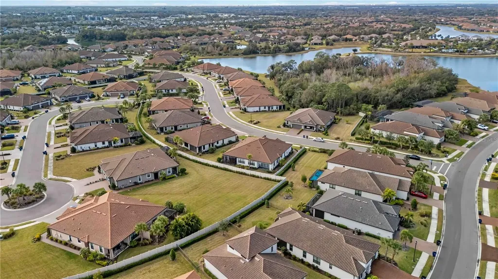 10934 Wendover Drive Palmetto FL 34221