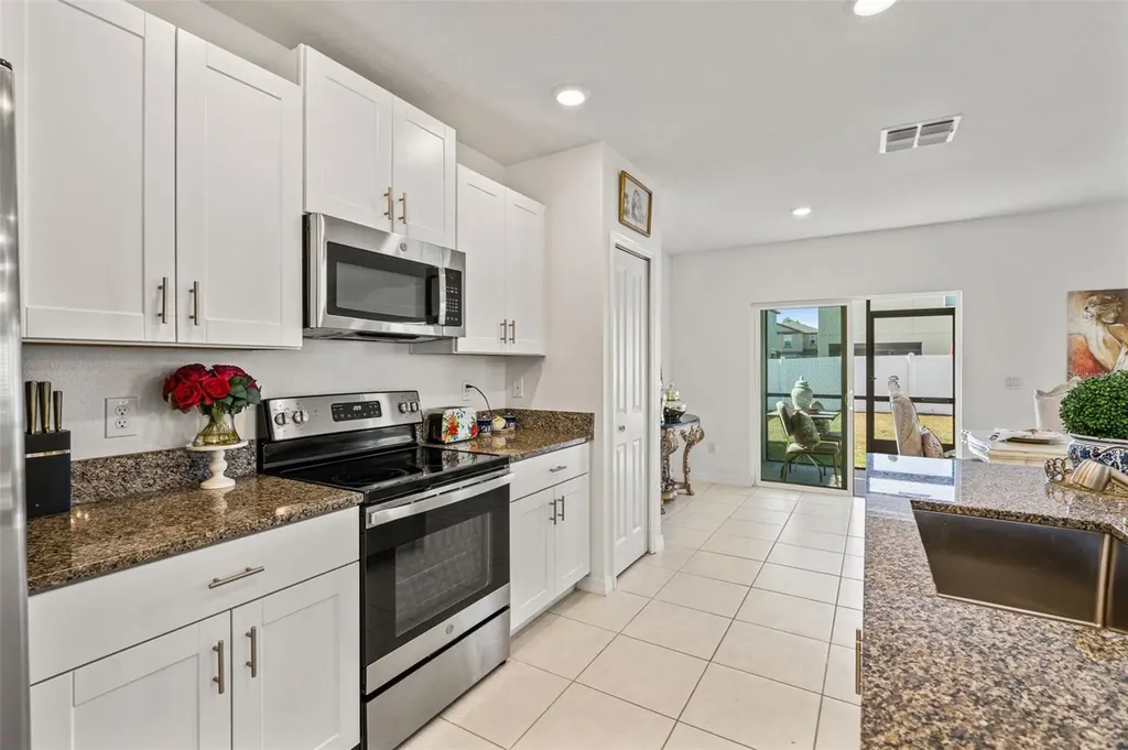 6744 Back Forty Loop Zephyrhills FL 33541
