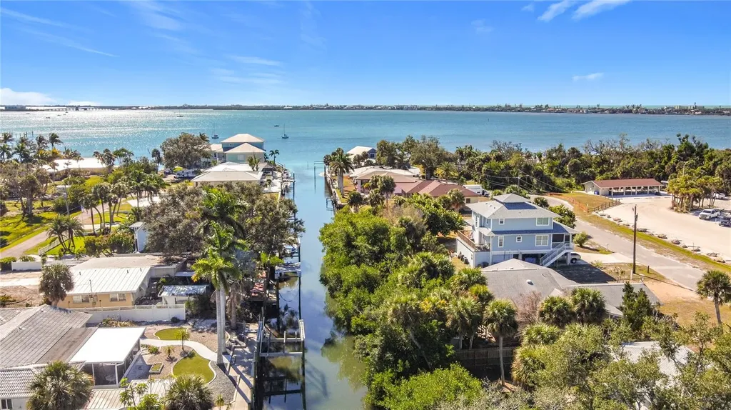 211 Winson Avenue Englewood FL 34223