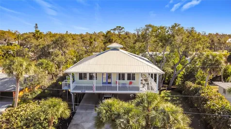 211 Winson Avenue Englewood FL 34223