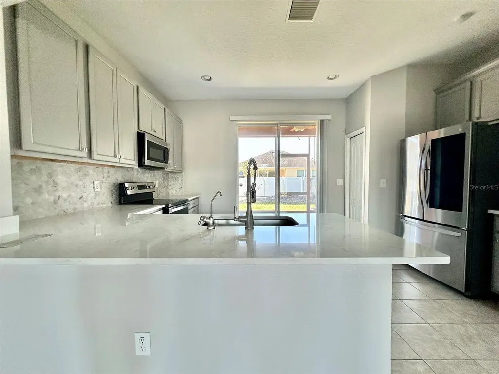 6950 Towering Spruce Drive Riverview FL 33578