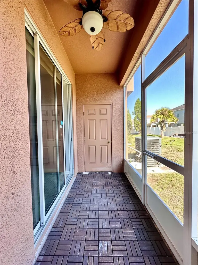 6950 Towering Spruce Drive Riverview FL 33578