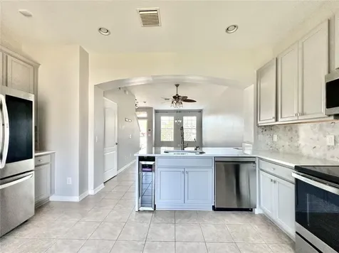 6950 Towering Spruce Drive Riverview FL 33578