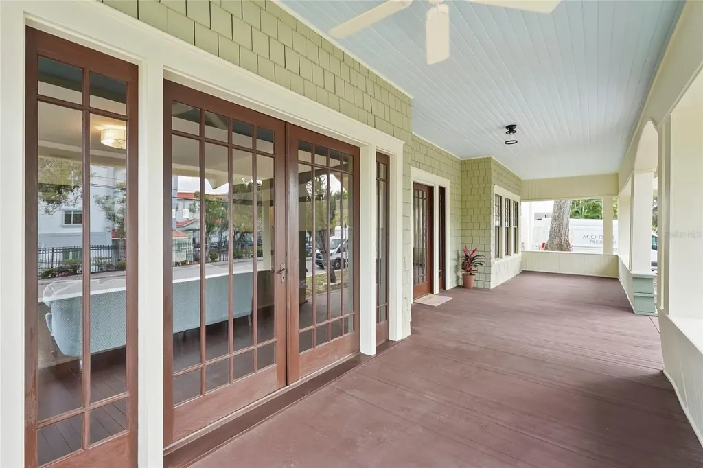 1550 3rd Avenue W Bradenton FL 34205