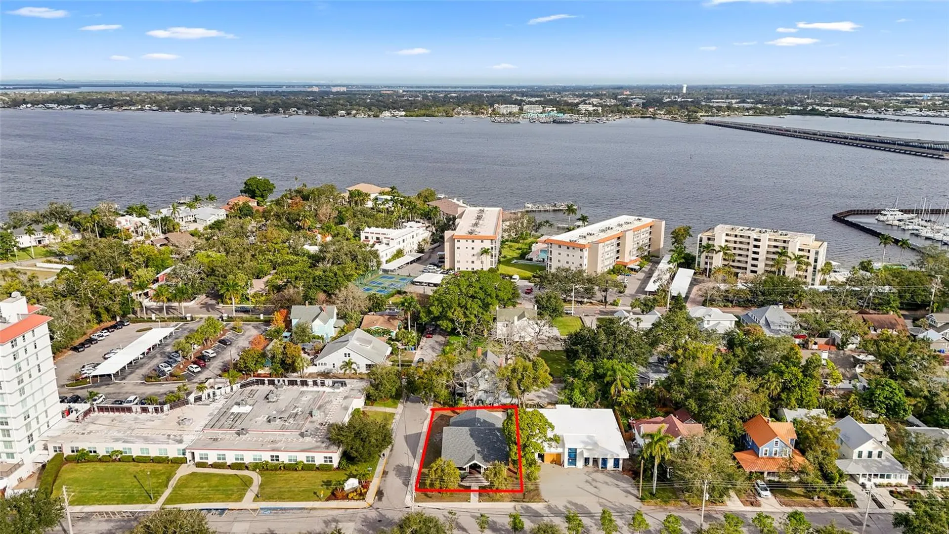 1550 3rd Avenue W Bradenton FL 34205
