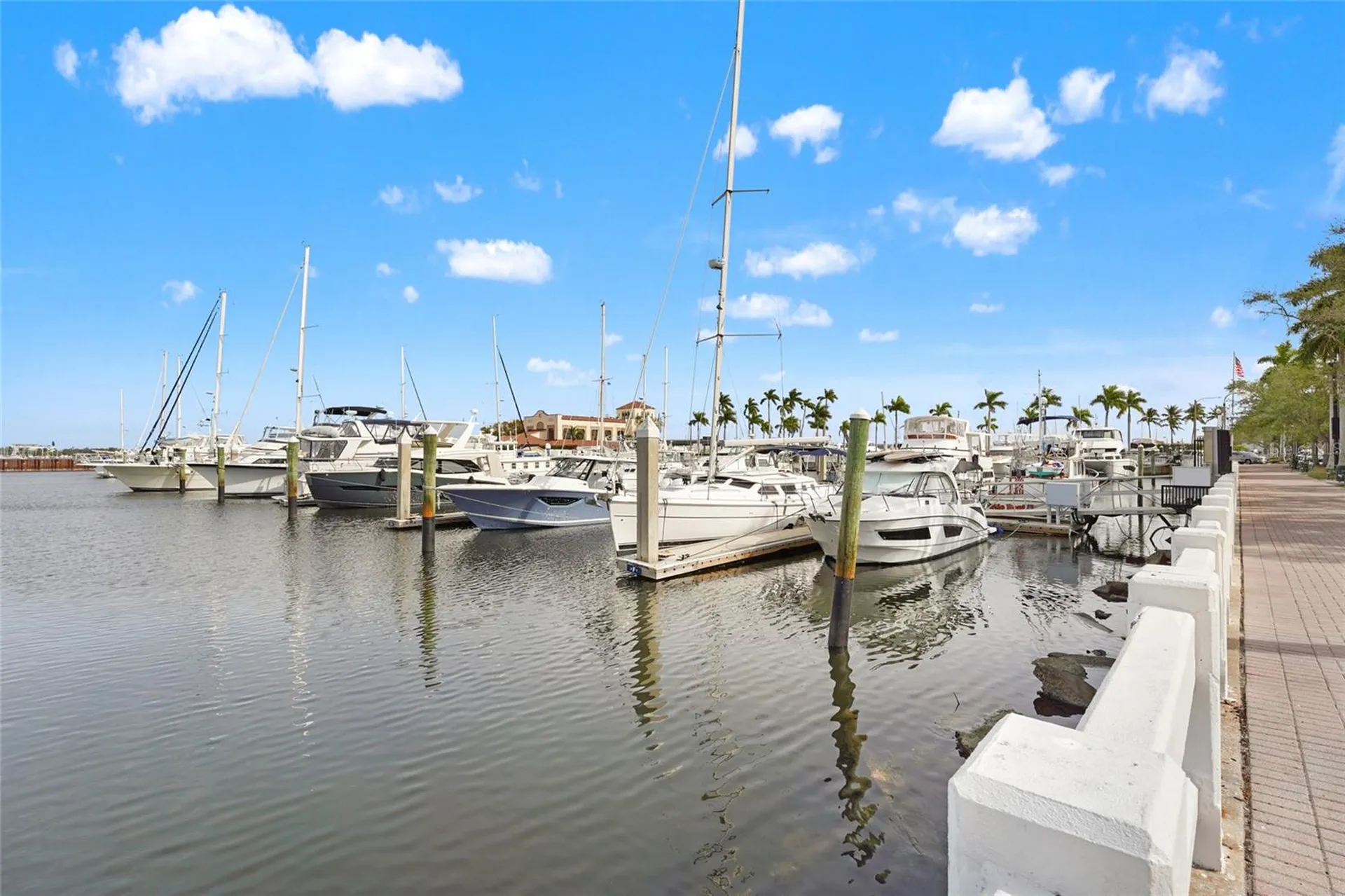1550 3rd Avenue W Bradenton FL 34205