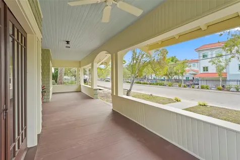 1550 3rd Avenue W Bradenton FL 34205