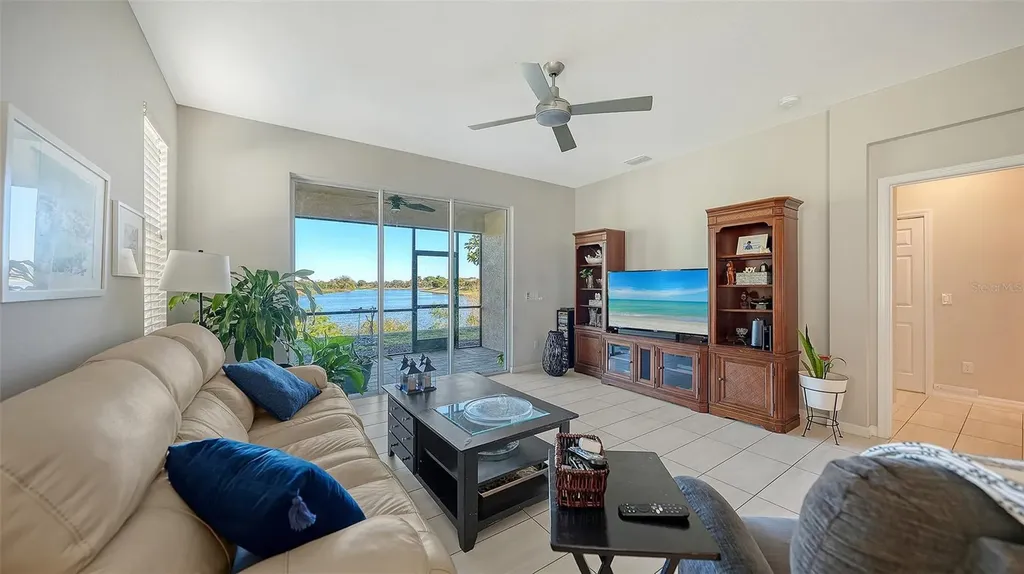 3115 Trustee Avenue Sarasota FL 34243