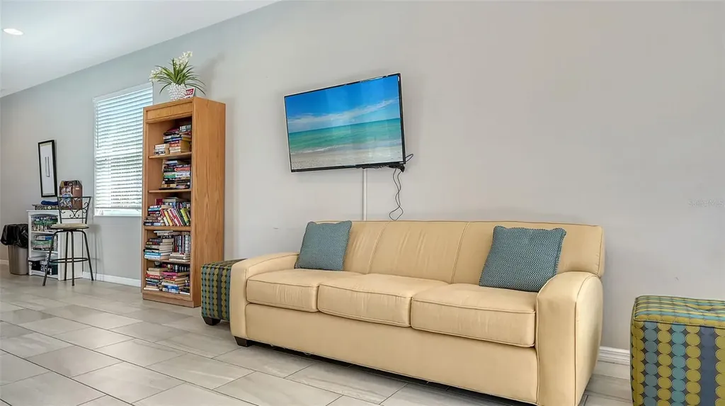 3115 Trustee Avenue Sarasota FL 34243