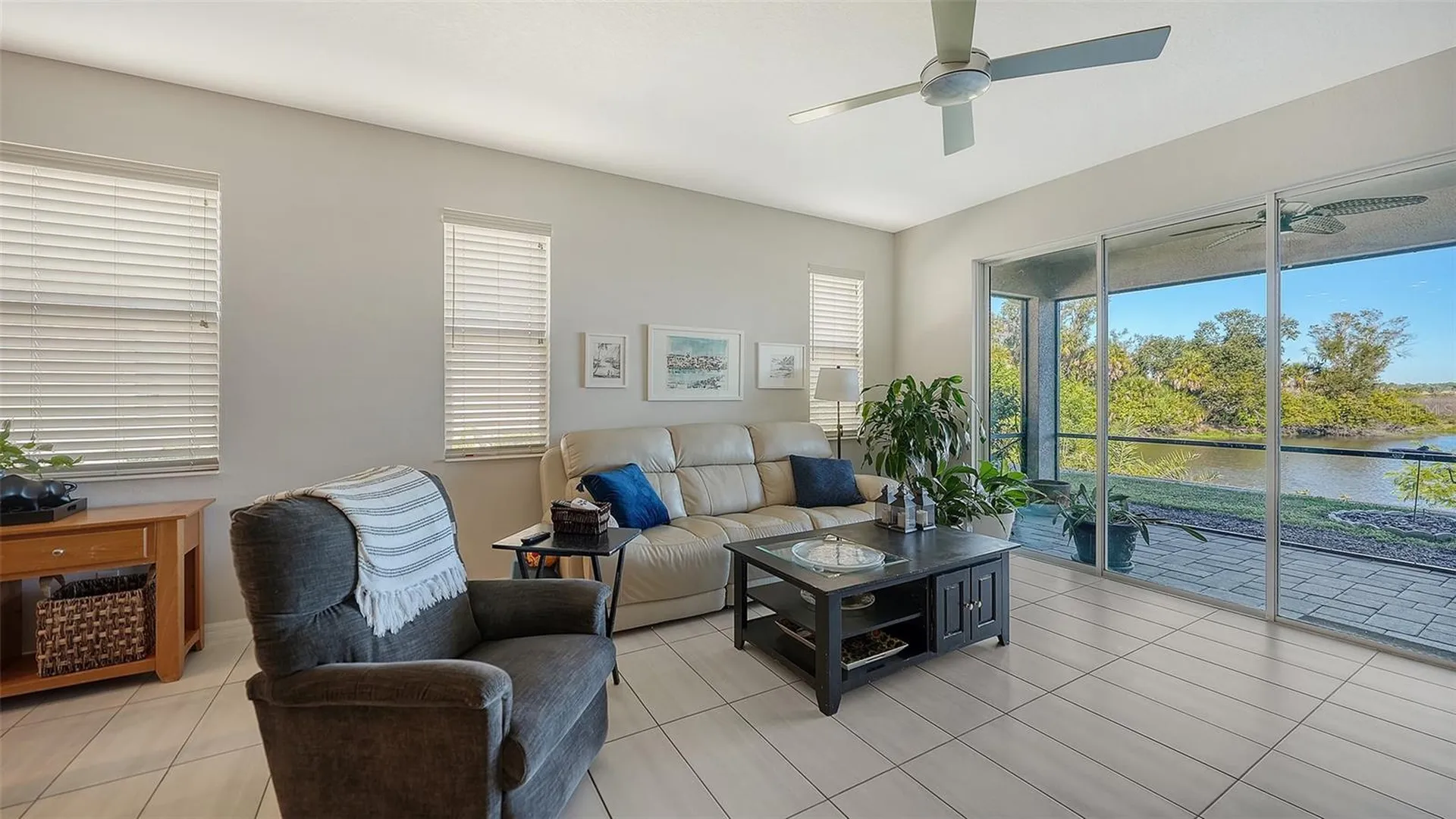 3115 Trustee Avenue Sarasota FL 34243