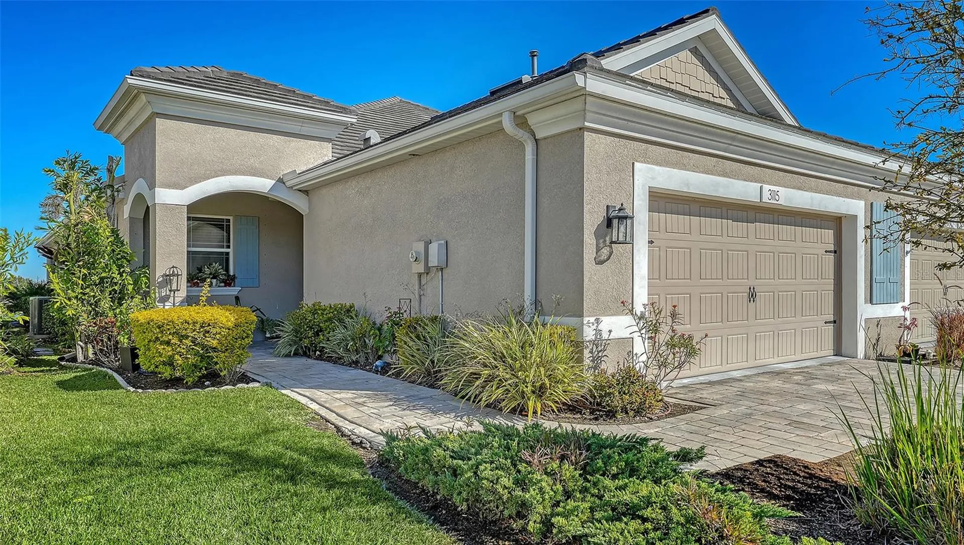 3115 Trustee Avenue Sarasota FL 34243