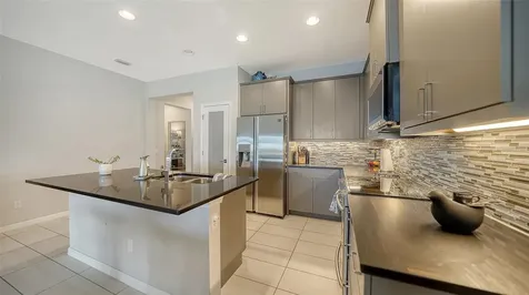 3115 Trustee Avenue Sarasota FL 34243
