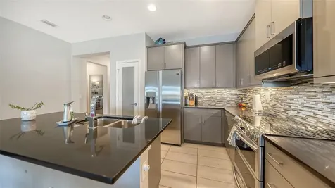 3115 Trustee Avenue Sarasota FL 34243
