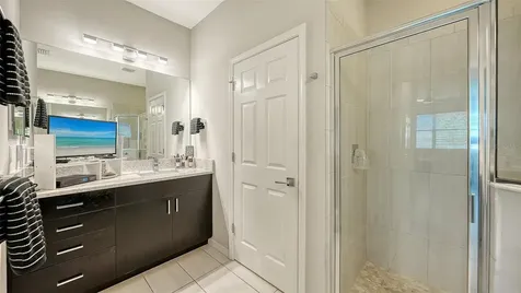 3115 Trustee Avenue Sarasota FL 34243