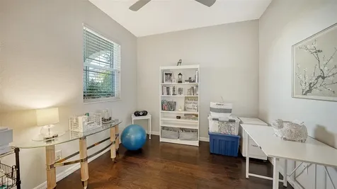 3115 Trustee Avenue Sarasota FL 34243