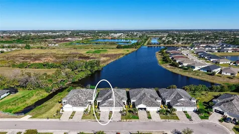 3115 Trustee Avenue Sarasota FL 34243