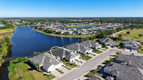 3115 Trustee Avenue Sarasota FL 34243