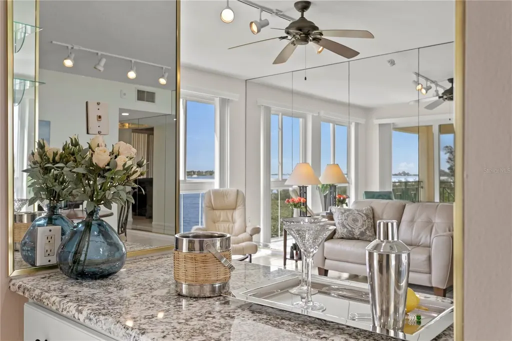 4717 Dolphin Cay Lane S St Petersburg FL 33711