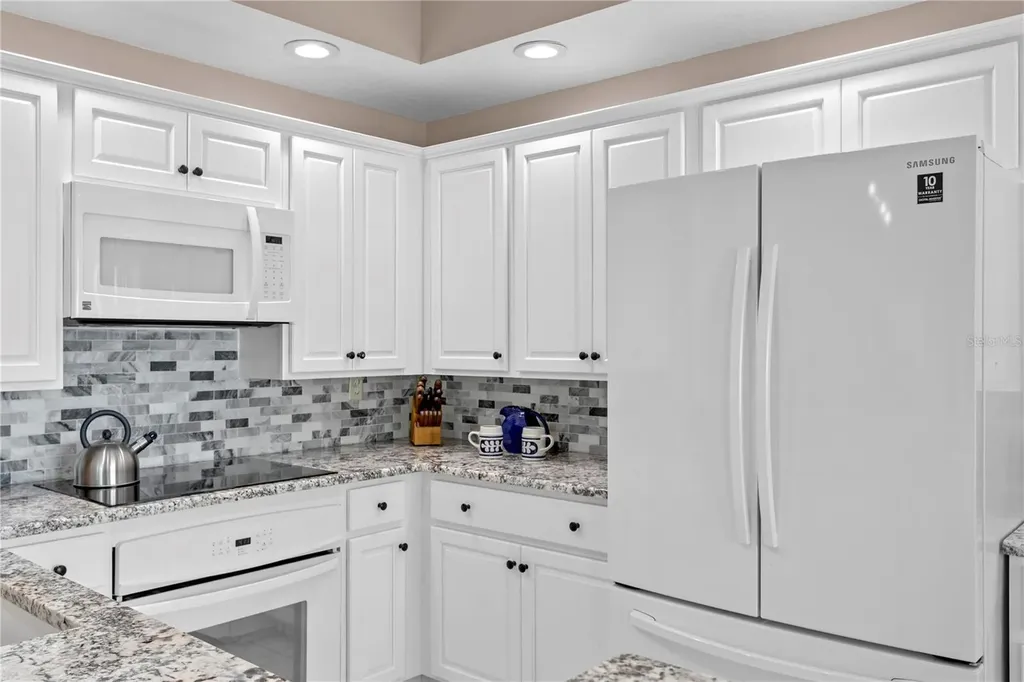 4717 Dolphin Cay Lane S St Petersburg FL 33711