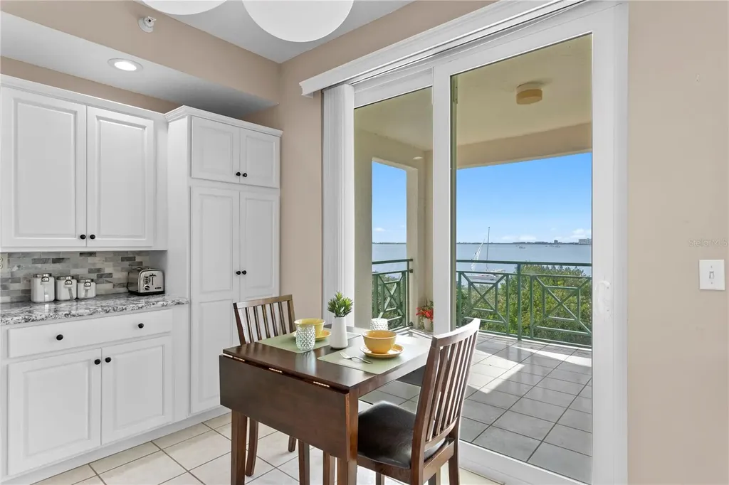 4717 Dolphin Cay Lane S St Petersburg FL 33711