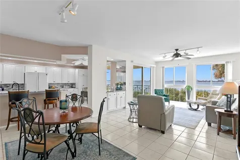 4717 Dolphin Cay Lane S St Petersburg FL 33711