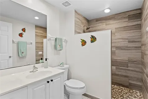 4717 Dolphin Cay Lane S St Petersburg FL 33711