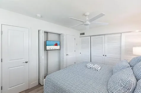 6020 Midnight Pass Road Sarasota FL 34242
