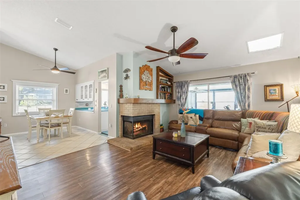 1414 Cadhay Court Safety Harbor FL 34695