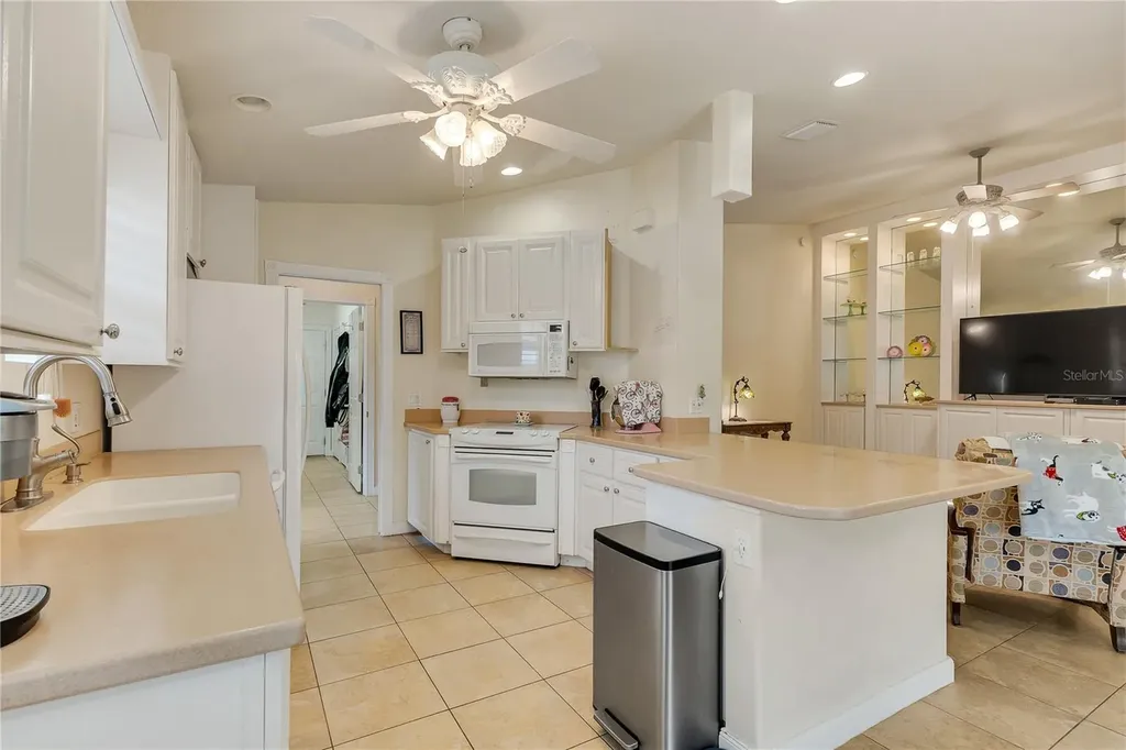11831 Fan Tail Lane Orlando FL 32827
