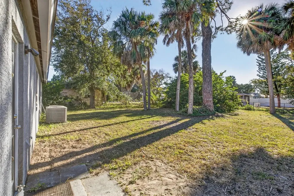 1806 James Street South Daytona FL 32119
