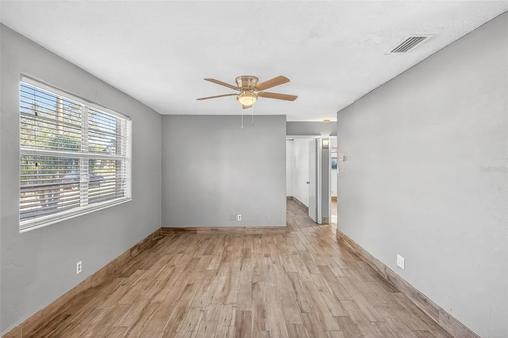 1806 James Street South Daytona FL 32119