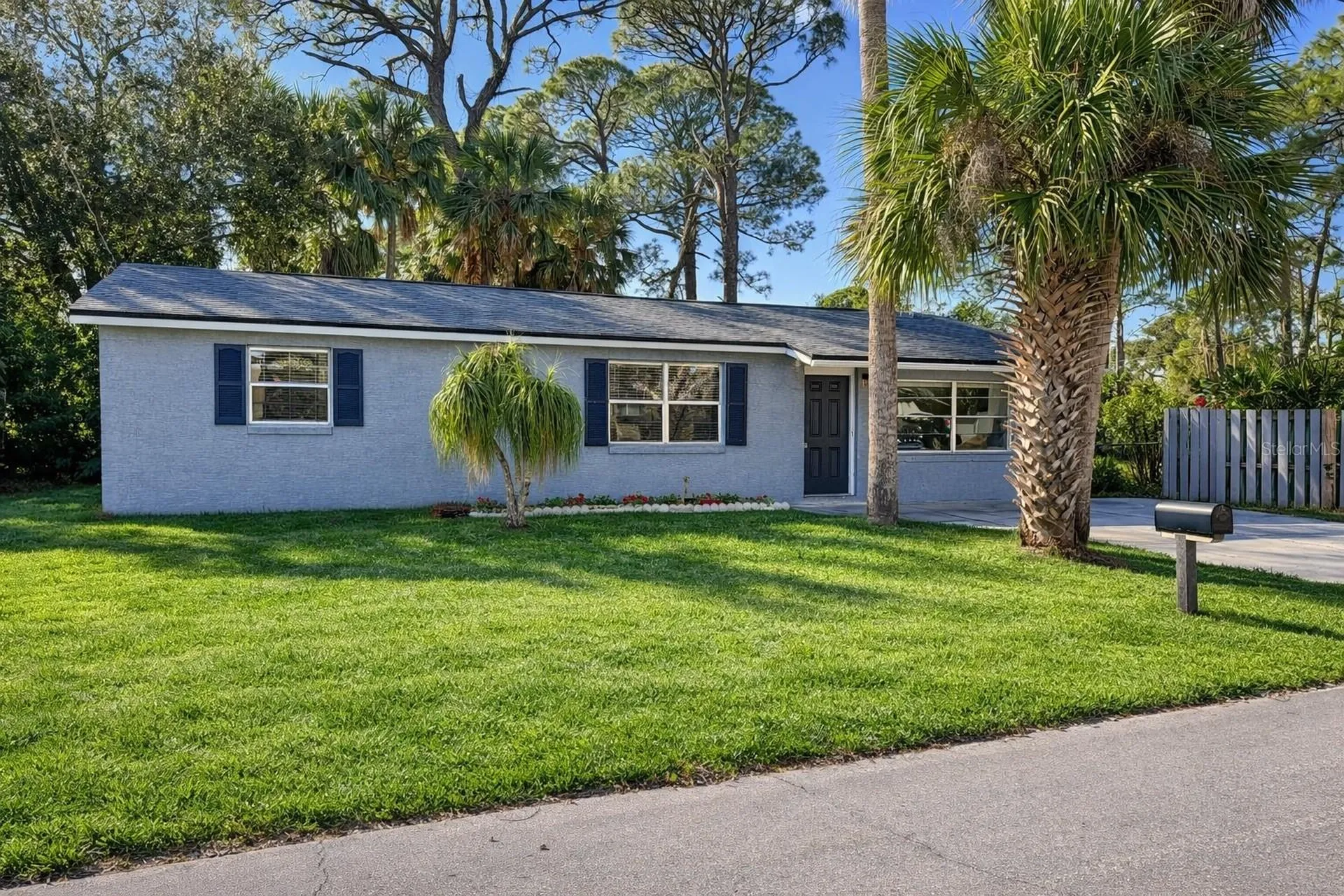 1806 James Street South Daytona FL 32119