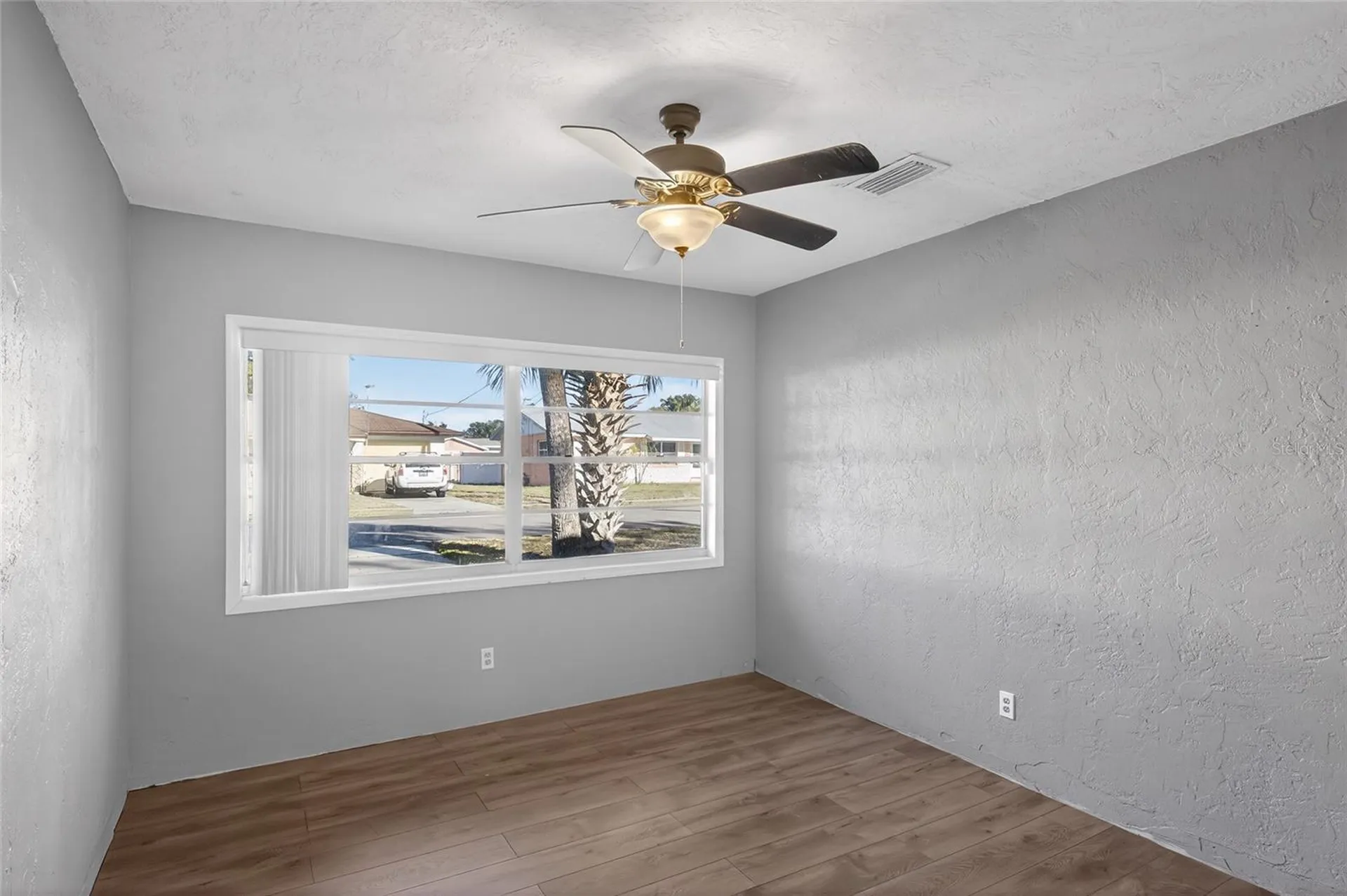 1806 James Street South Daytona FL 32119