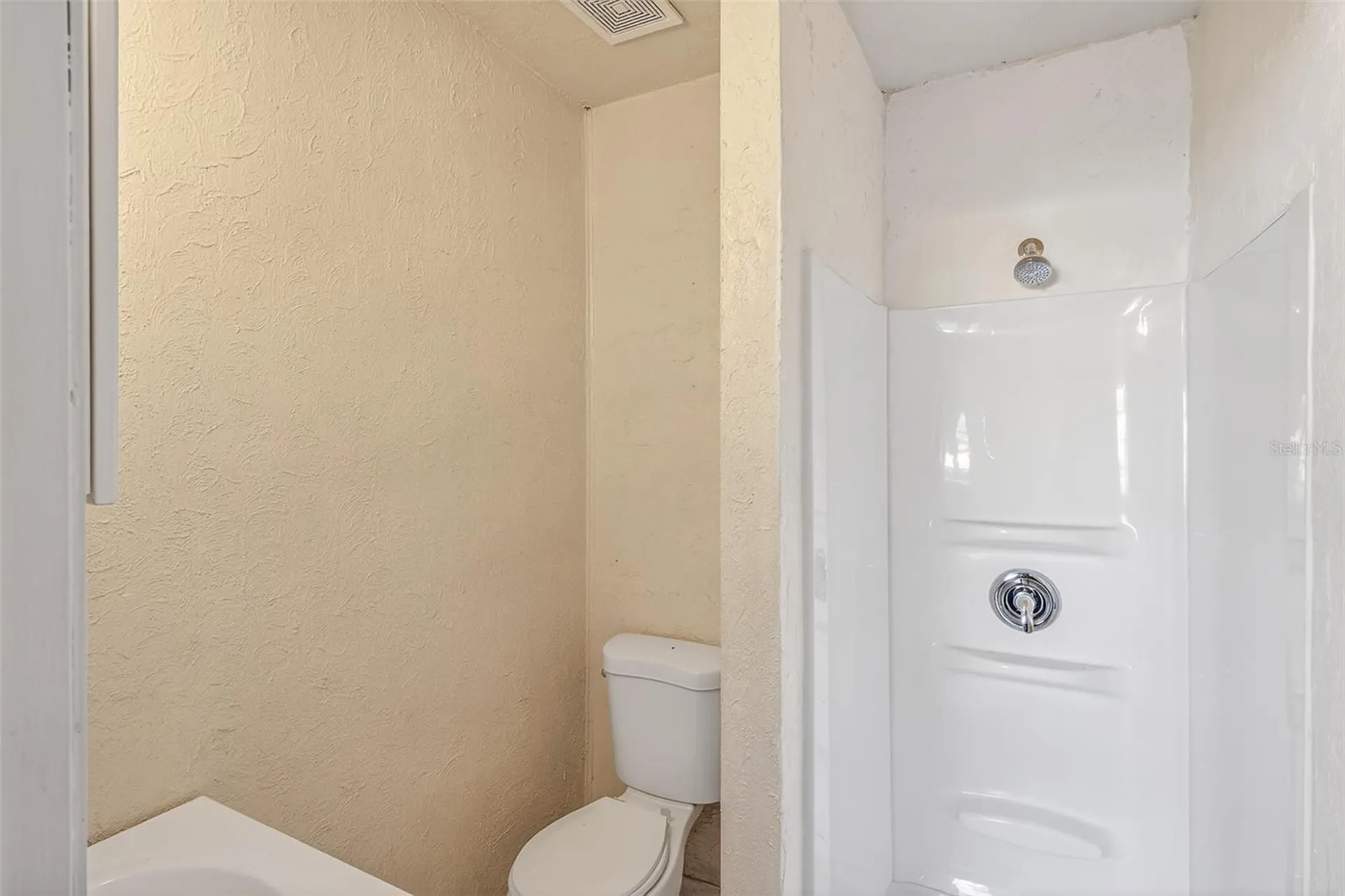 1806 James Street South Daytona FL 32119