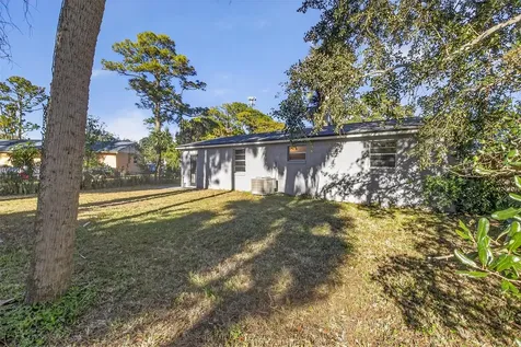 1806 James Street South Daytona FL 32119
