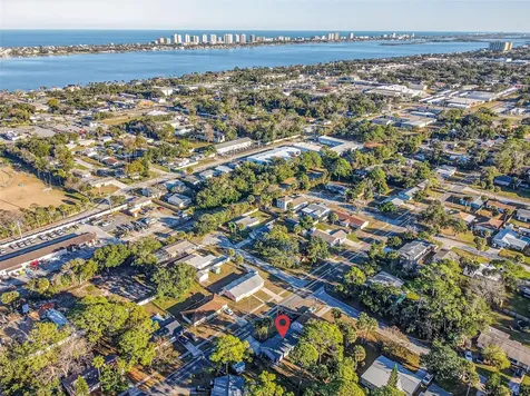 1806 James Street South Daytona FL 32119