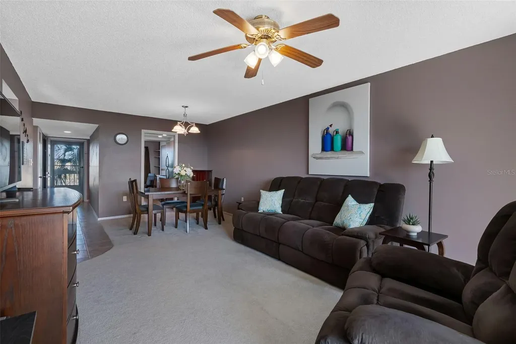1316 Pasadena Avenue S South Pasadena FL 33707