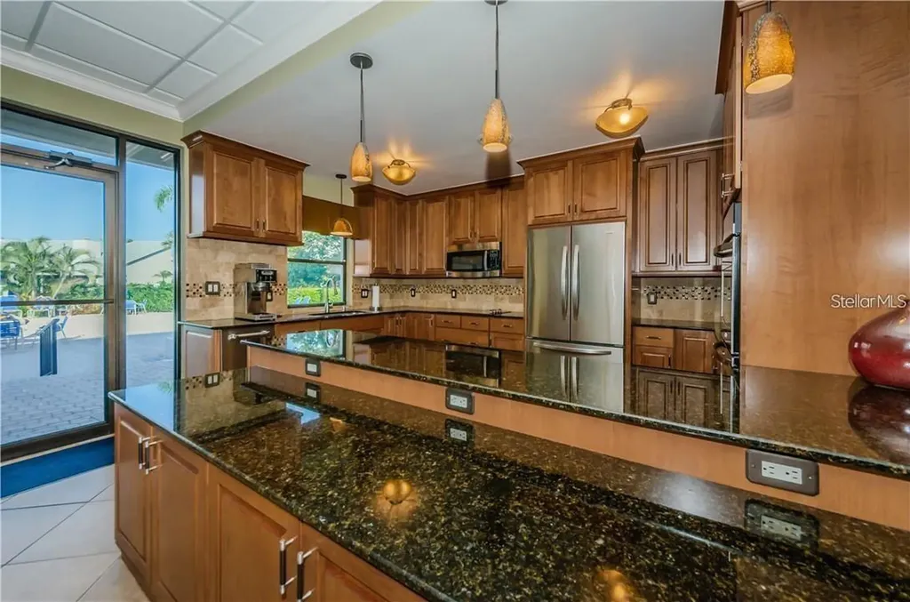 1316 Pasadena Avenue S South Pasadena FL 33707