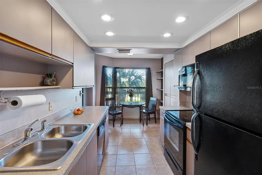 1316 Pasadena Avenue S South Pasadena FL 33707