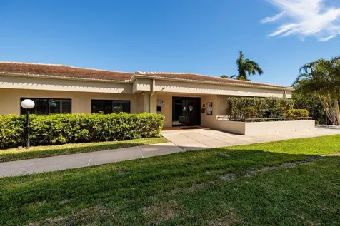 1316 Pasadena Avenue S South Pasadena FL 33707
