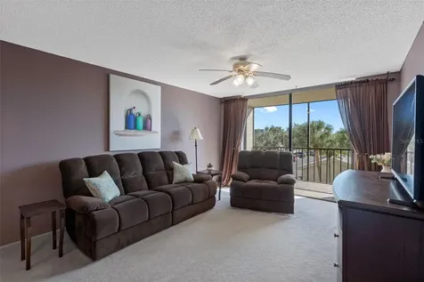 1316 Pasadena Avenue S South Pasadena FL 33707