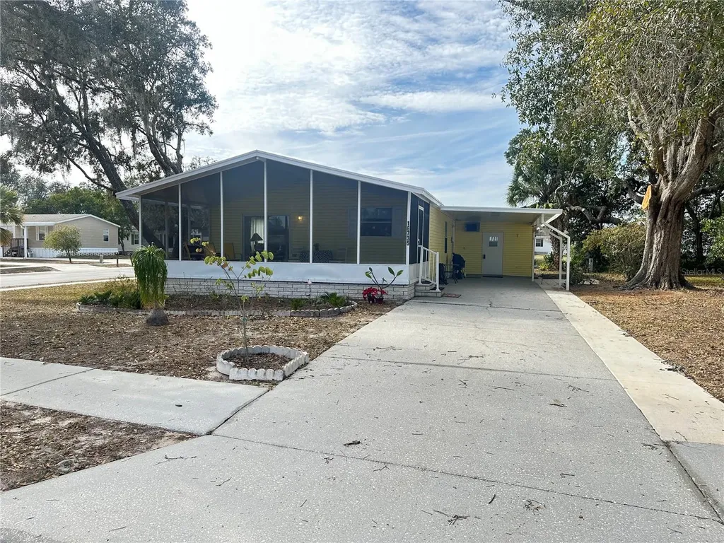 16735 Olivaud Street Hudson FL 34667