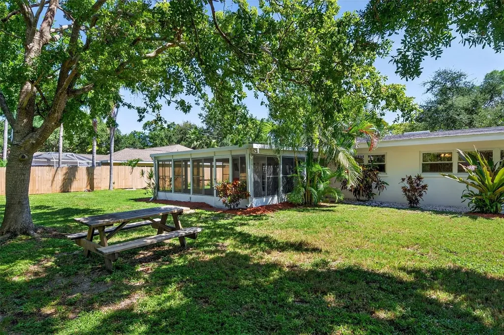 4808 Riverwood Avenue Sarasota FL 34231
