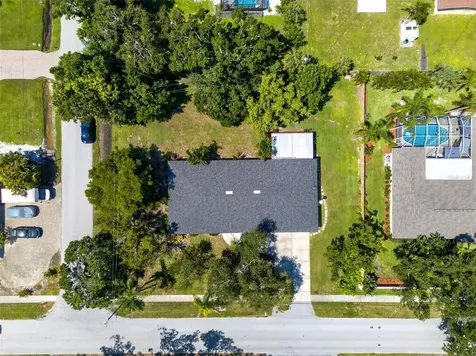 4808 Riverwood Avenue Sarasota FL 34231