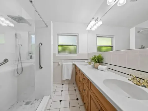 4808 Riverwood Avenue Sarasota FL 34231